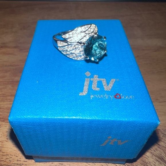 NWOT JTV Raised Blue Stone Ring with Angel Wings - Picture 2 of 6